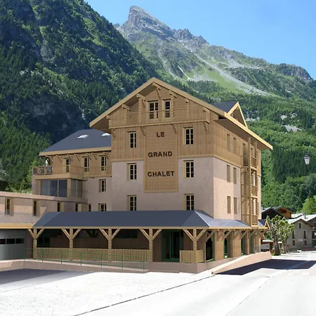 Bel Neuf Avec Grande Terrasse Au Centre De - Fr-1-464-58 Apartment *